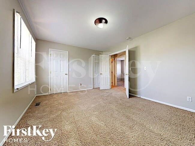 Building Photo - 764 Weston Dr