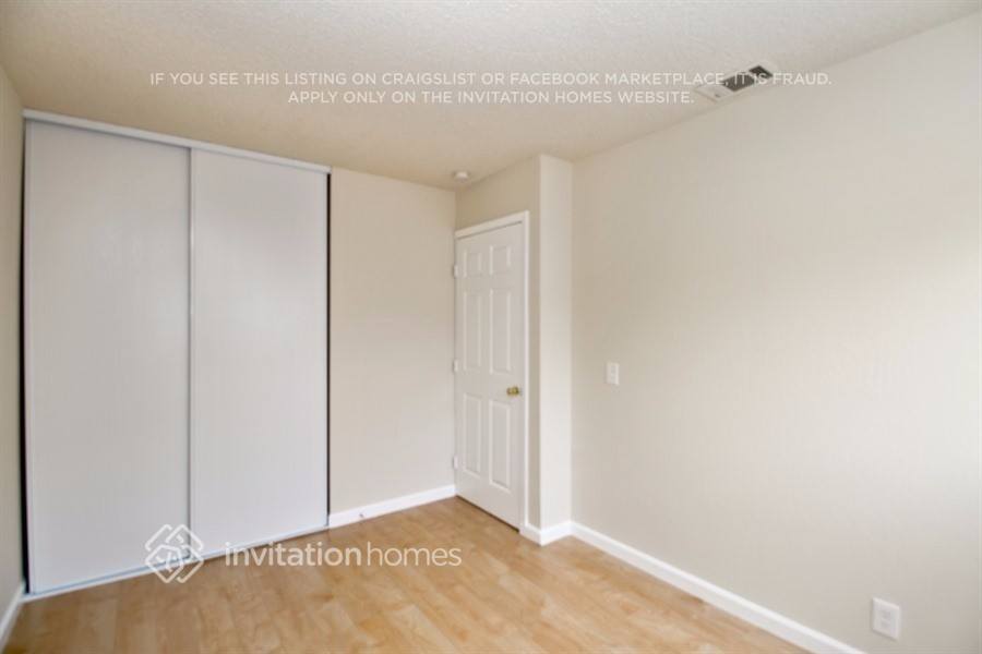 Building Photo - 125 Kennison Ct