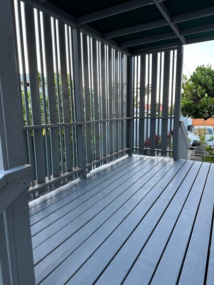 Building Photo - 30 Ololi Pl