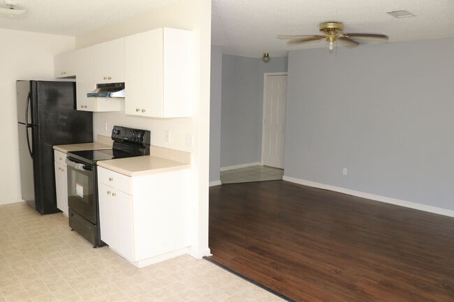 Interior Photo - White Hall Estates