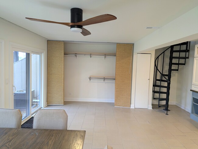 Primary Photo - 32 Montego Colony