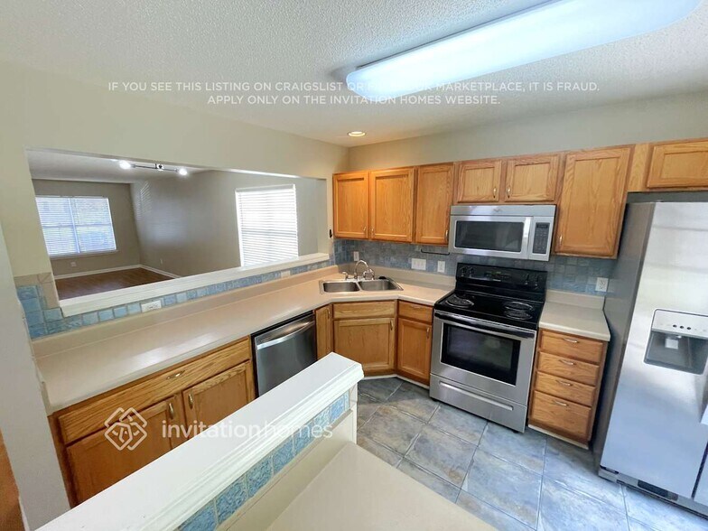 Building Photo - 2712 Rozzelles Landing Dr