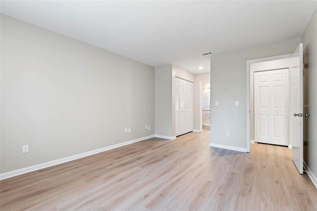 Building Photo - 12 Blairmore Pl