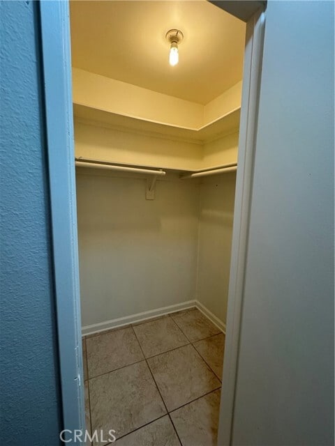 Building Photo - 10038 Independence Ave