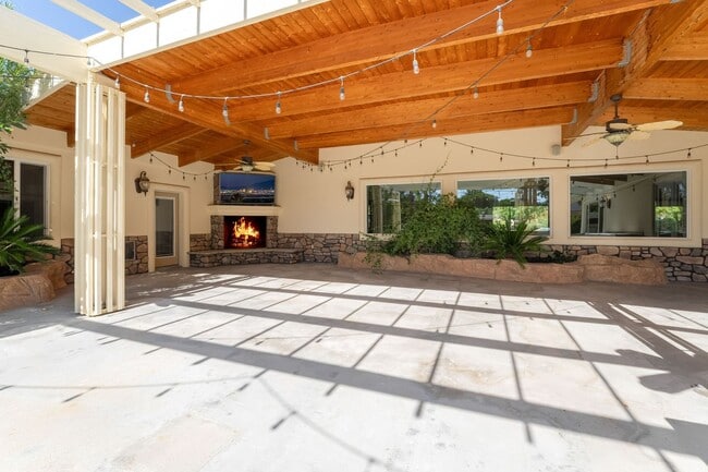 Building Photo - A stunning custom estate nestled in the pr...