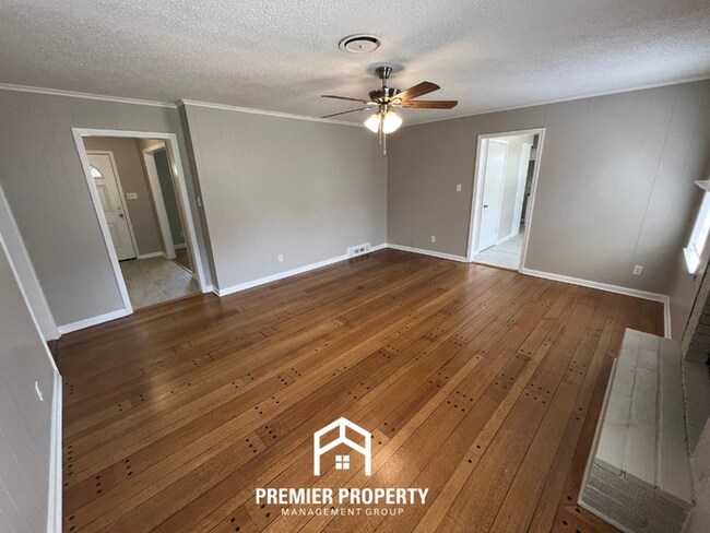 Building Photo - Spacious 3BR/2BA Whitehaven Home | 1,700+ SQ FT, Hardwood & Brick Fireplace