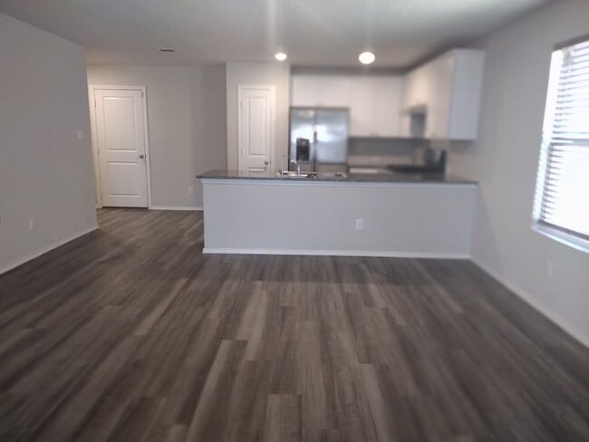 Building Photo - Charming 3 bedroom in Republic Creek!