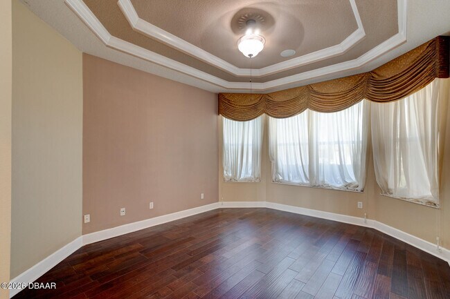 Building Photo - 6101 Sanctuary Garden Blvd