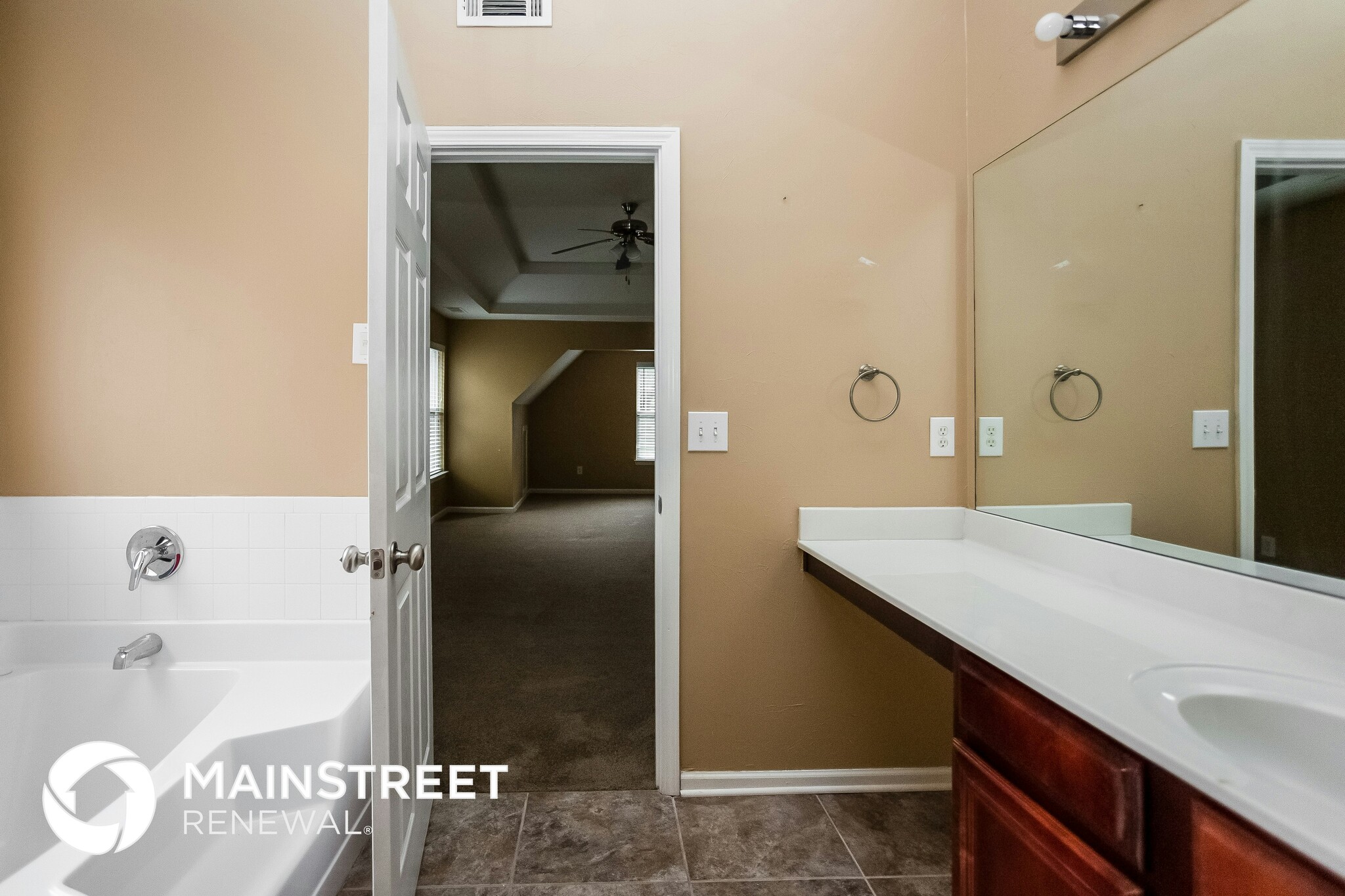 Building Photo - 6237 Selborn Dr SW