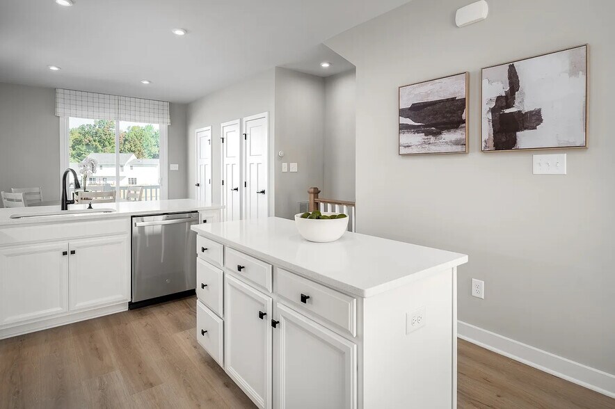 Building Photo - Room in Townhome on Coquina Ln