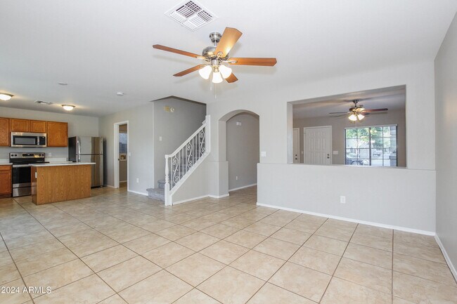 Building Photo - 2239 E Paraiso Dr