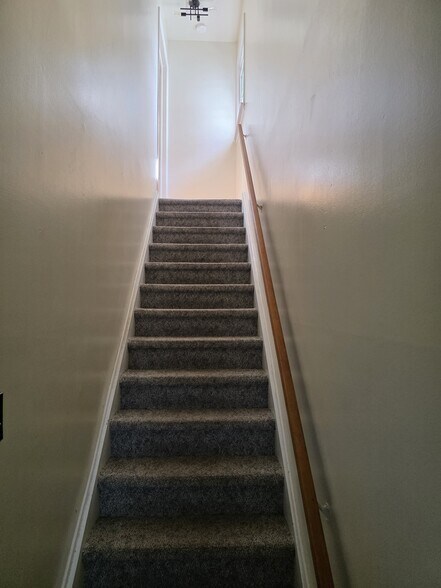 Building Photo - 1209 Commerce Ave