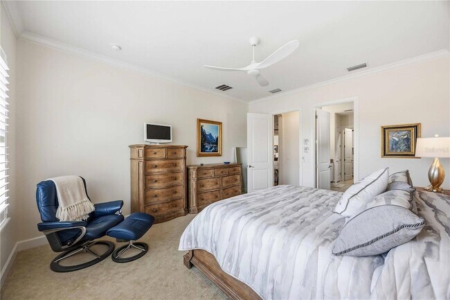 Building Photo - 5400 Manchini St