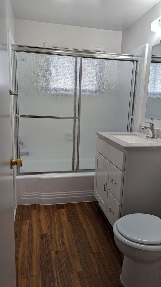 Bathroom - 221 W Avenida Palizada