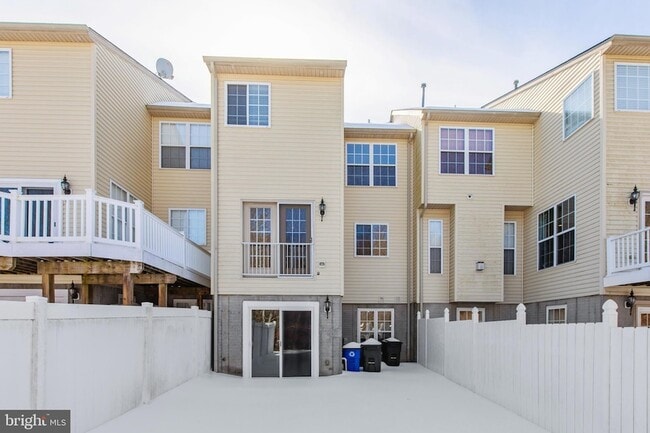 Building Photo - 618 Berwick Ct