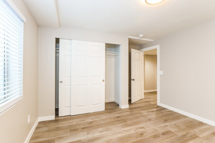 Building Photo - 7720 Strawberry Cove