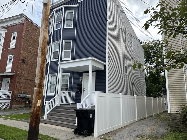 Renovated 2023 - 106 Winnikee Ave