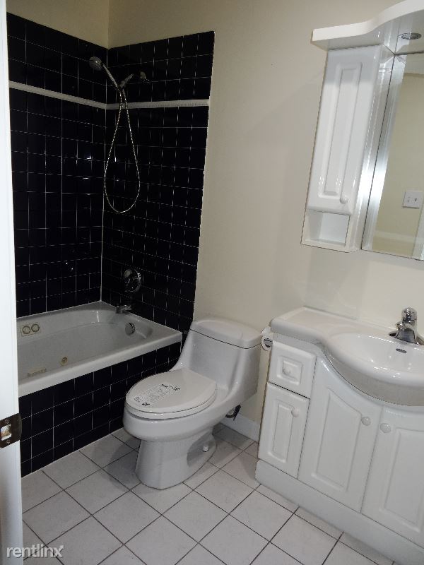 Building Photo - 2 br, 1 bath Condo - 670 Marilyn Ave