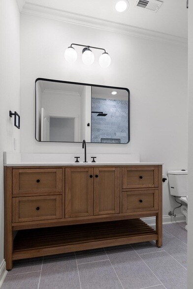 Building Photo - 1103 Centennial Dr