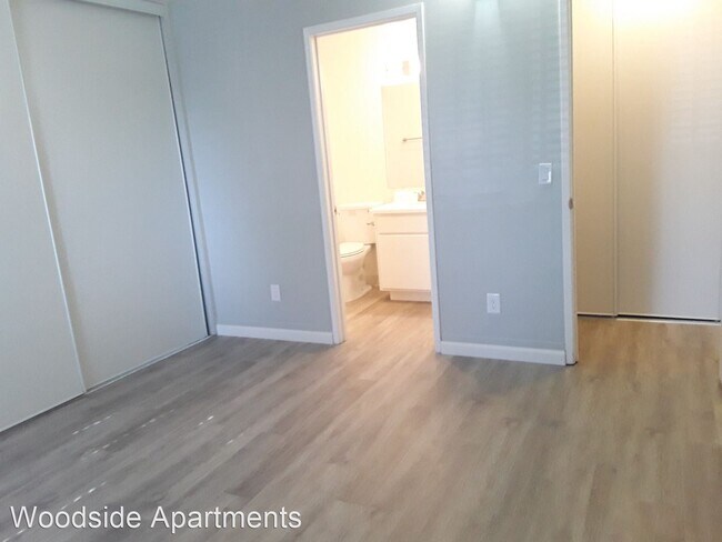 Building Photo - 2557 Alvin Ave