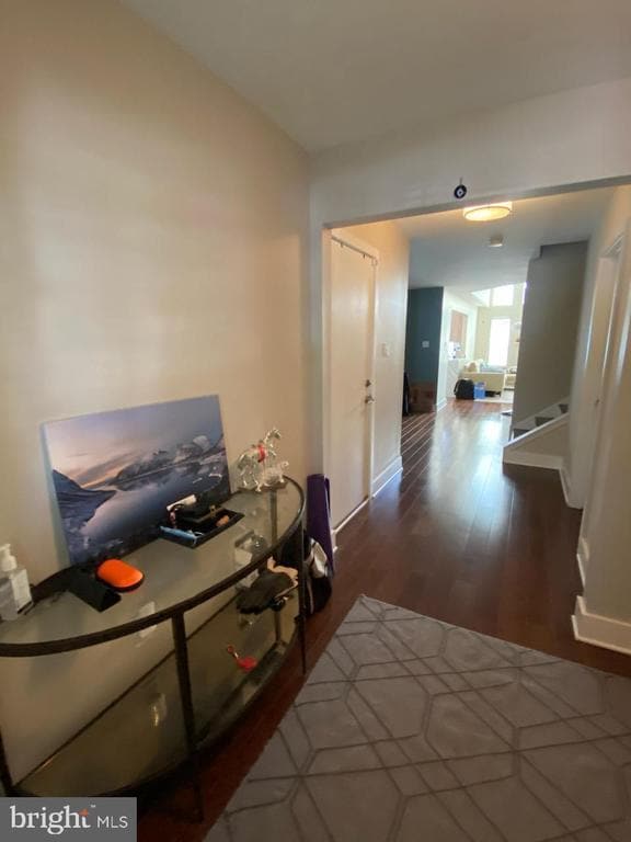 Building Photo - 805 Rosehill Dr