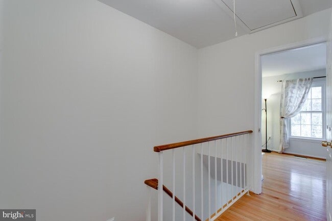 Building Photo - 4428 Holly Ave