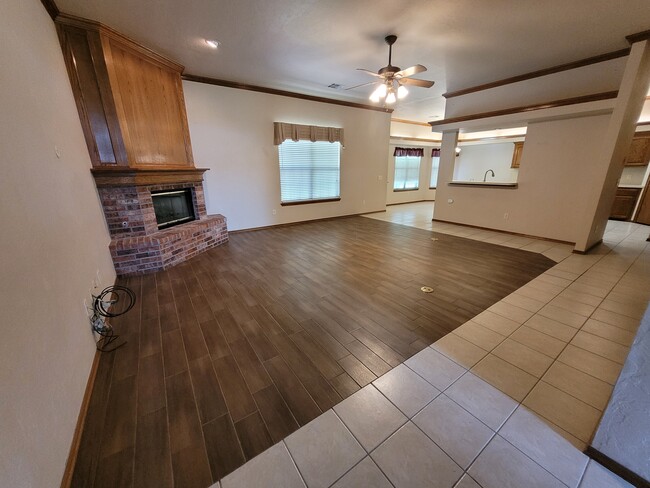 Building Photo - 14701 SE 83rd Ct