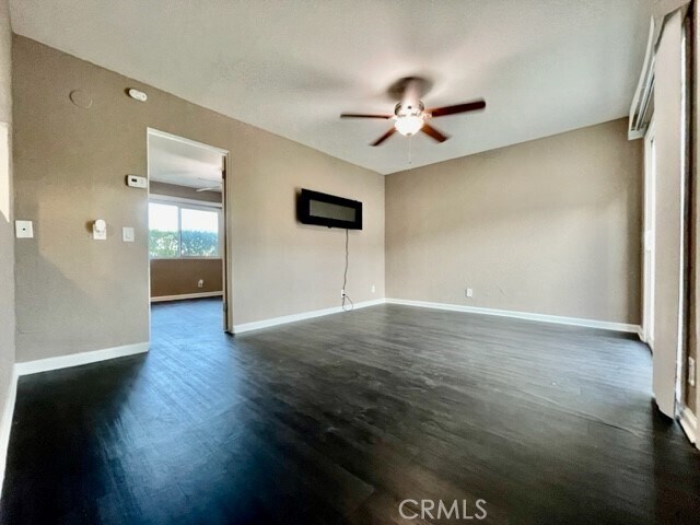 Building Photo - 36953 Bankside Dr