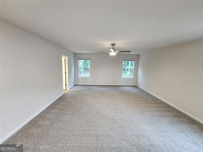 Building Photo - 235 Vly Oak Dr
