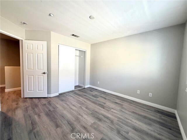 Building Photo - 15637 Lasselle St