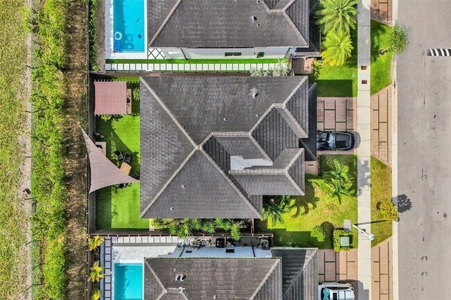 Building Photo - 15501 NW 88th Ave