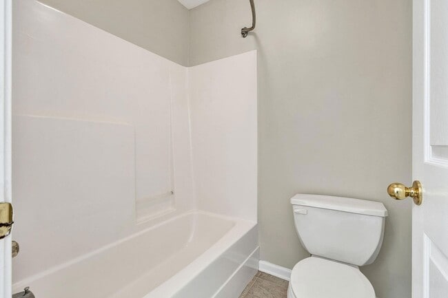 Building Photo - 3064 Igou Crossing Dr