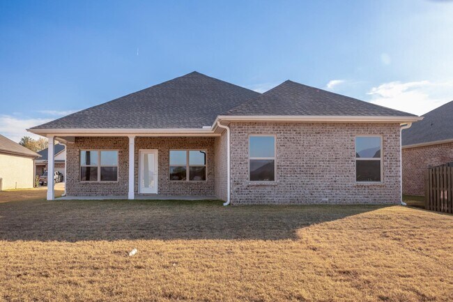 Building Photo - 6030 Margie Collins Dr SE