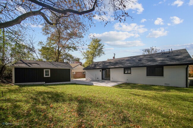 Building Photo - 66 Mionske Dr