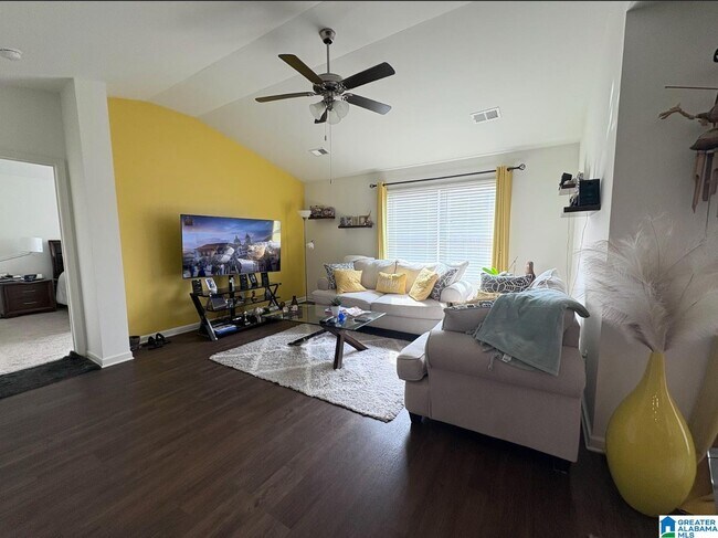 Building Photo - 788 Michelle Mnr