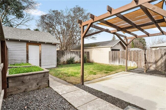 Building Photo - 1421 Citrus Ave