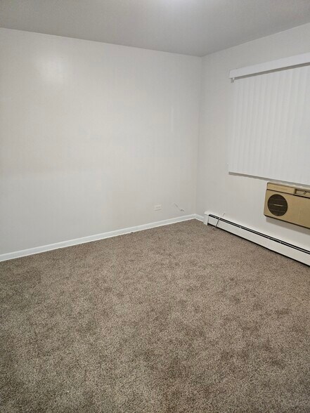 Bedroom 1 - 7529 N. Oakley Ave.