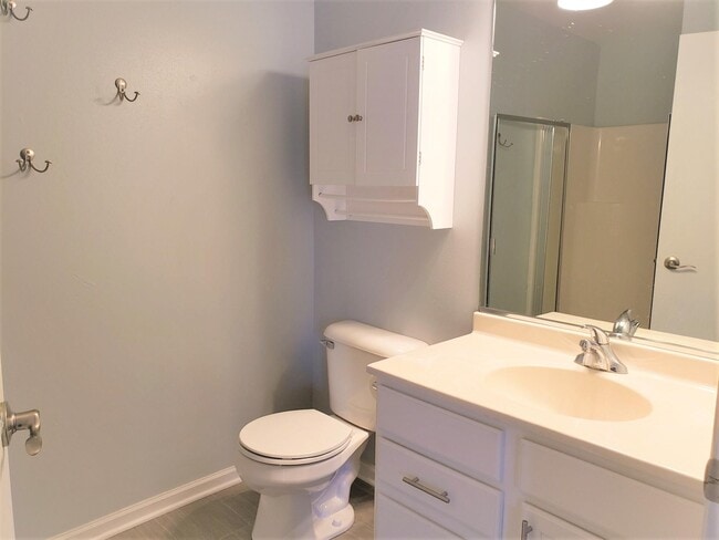 Building Photo - 4737 S Hunter Ln