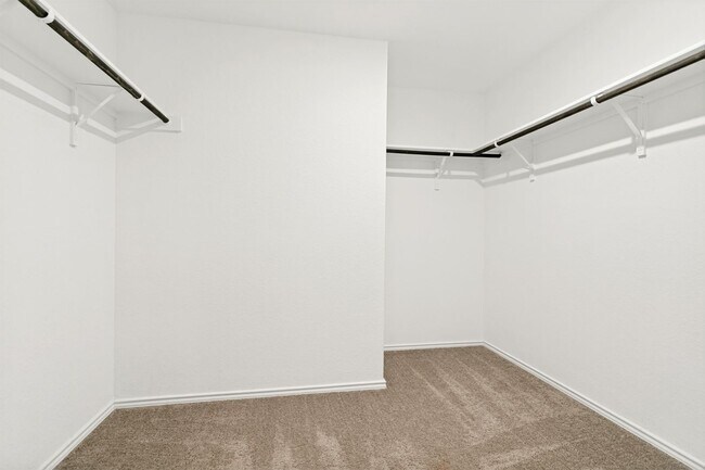 Building Photo - Modern 4-Bedroom Home Near Lackland AFB