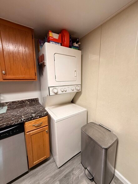 Building Photo - 40 Sheoah Blvd