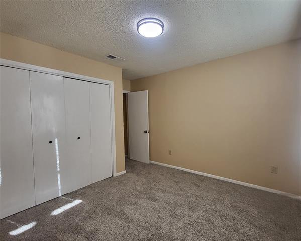 Building Photo - 4121 Apache Trl