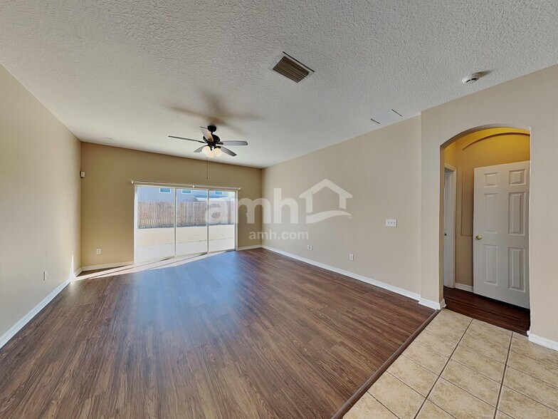 Building Photo - 7529 Dragon Fly Loop