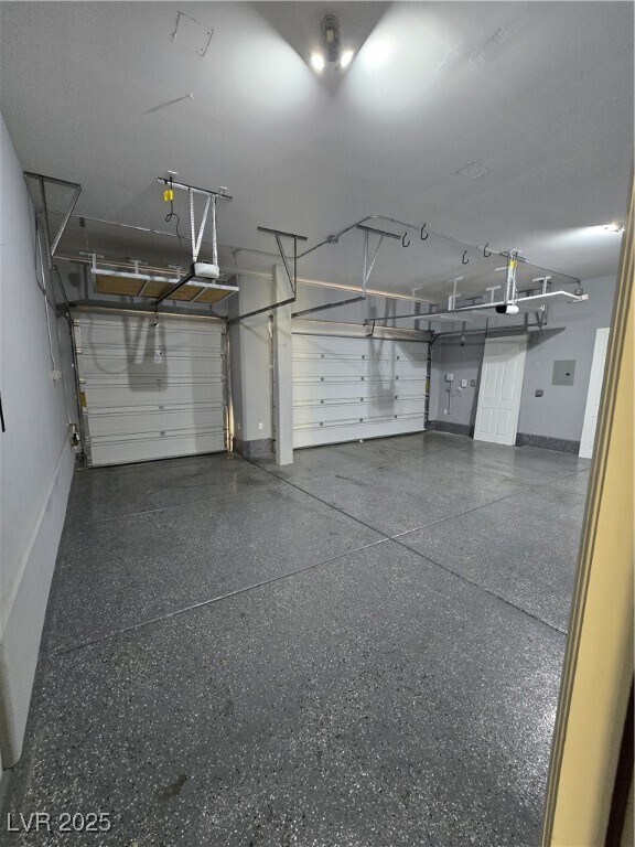 Building Photo - 10486 Mount Mitchell Ct