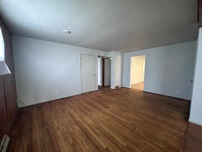 Building Photo - 101 Virginia-N