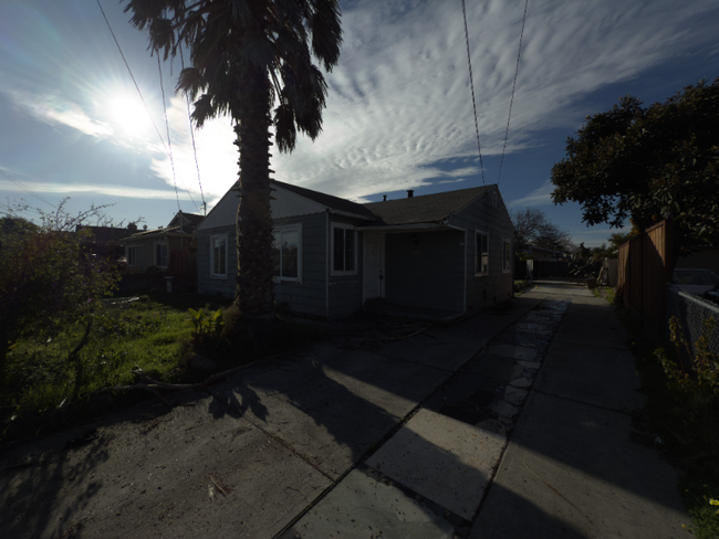 Primary Photo - 1245 Laurel Ave
