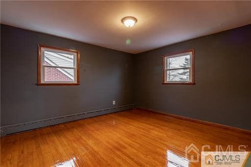 Building Photo - 346 Carteret Ave