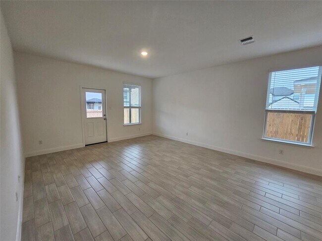 Building Photo - 1512 Brimhurst Dr