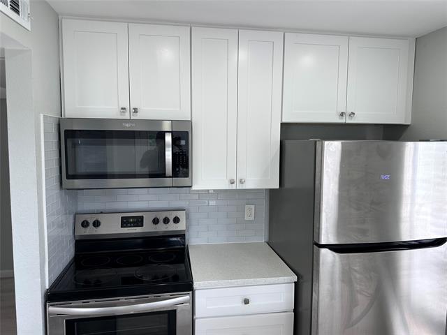 Building Photo - 7522 Holly Hill Dr