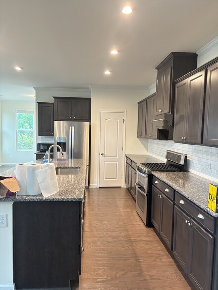 Building Photo - 3411 Antler View Dr