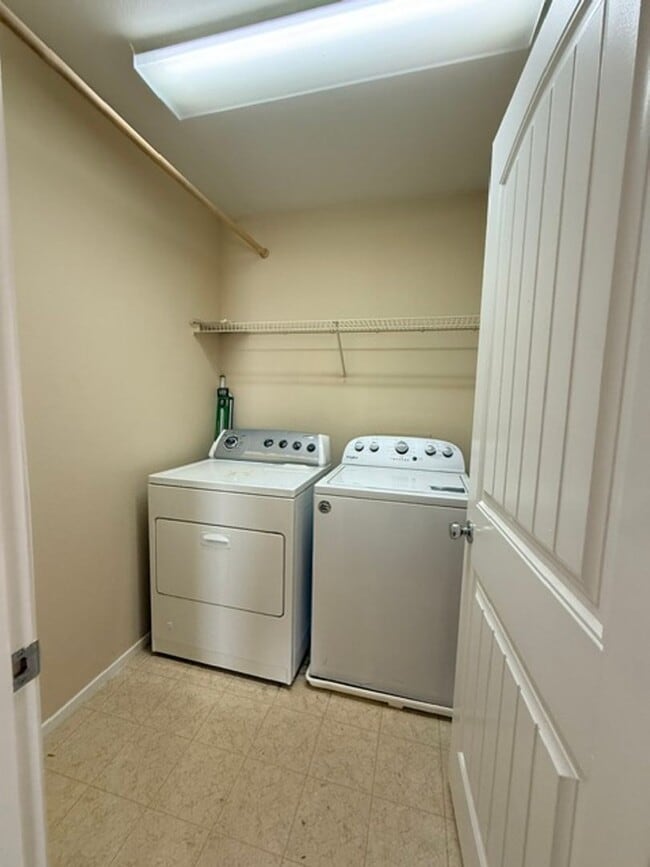 Building Photo - 11716 Garland Grove Ln